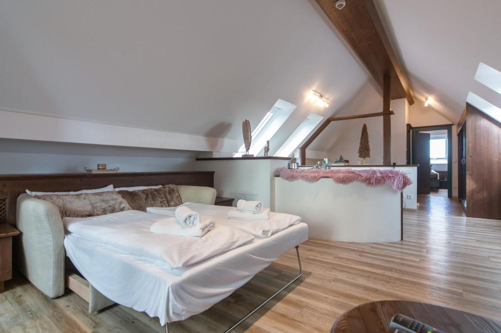 Hotel Restaurant Auerhahn Bad Wildbad Exterior photo